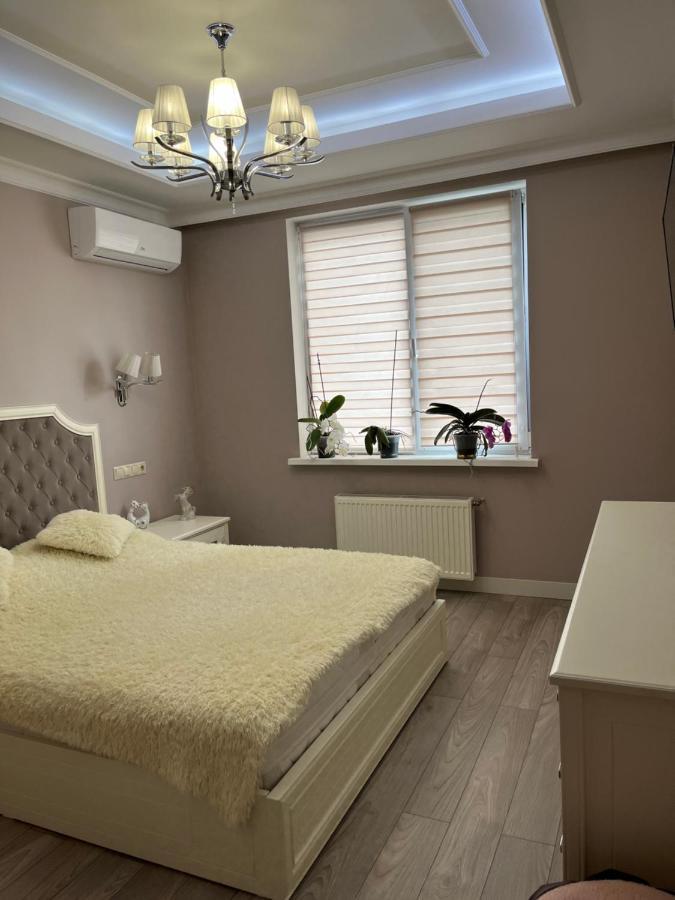 Apartament In The Center Of Chisinau Ngoại thất bức ảnh
