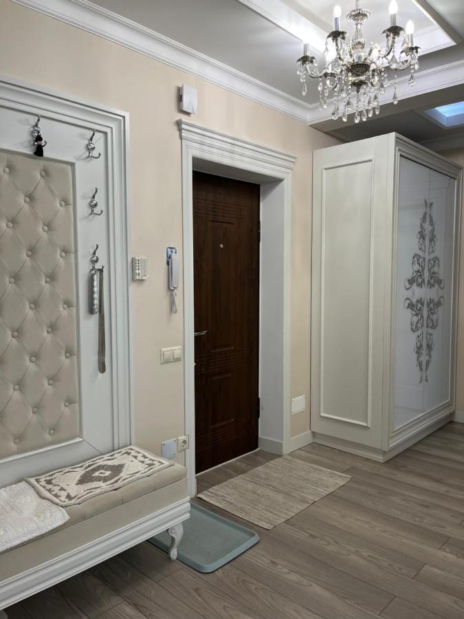 Apartament In The Center Of Chisinau Ngoại thất bức ảnh