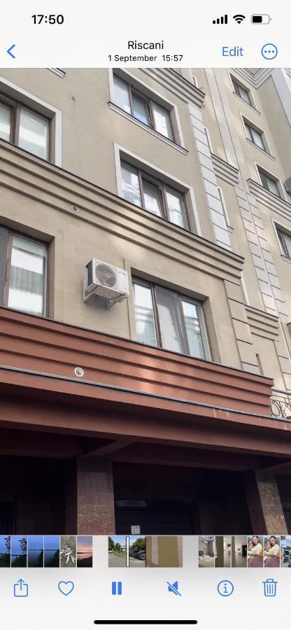 Apartament In The Center Of Chisinau Ngoại thất bức ảnh